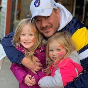 Meet your Posher, Adam